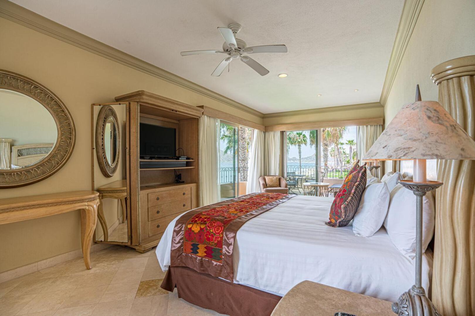 Villa La Estancia - Medano Beach Villas Cabo San Lucas Room photo