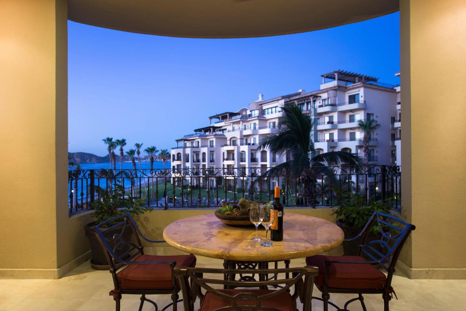 Villa La Estancia - Medano Beach Villas Cabo San Lucas Room photo